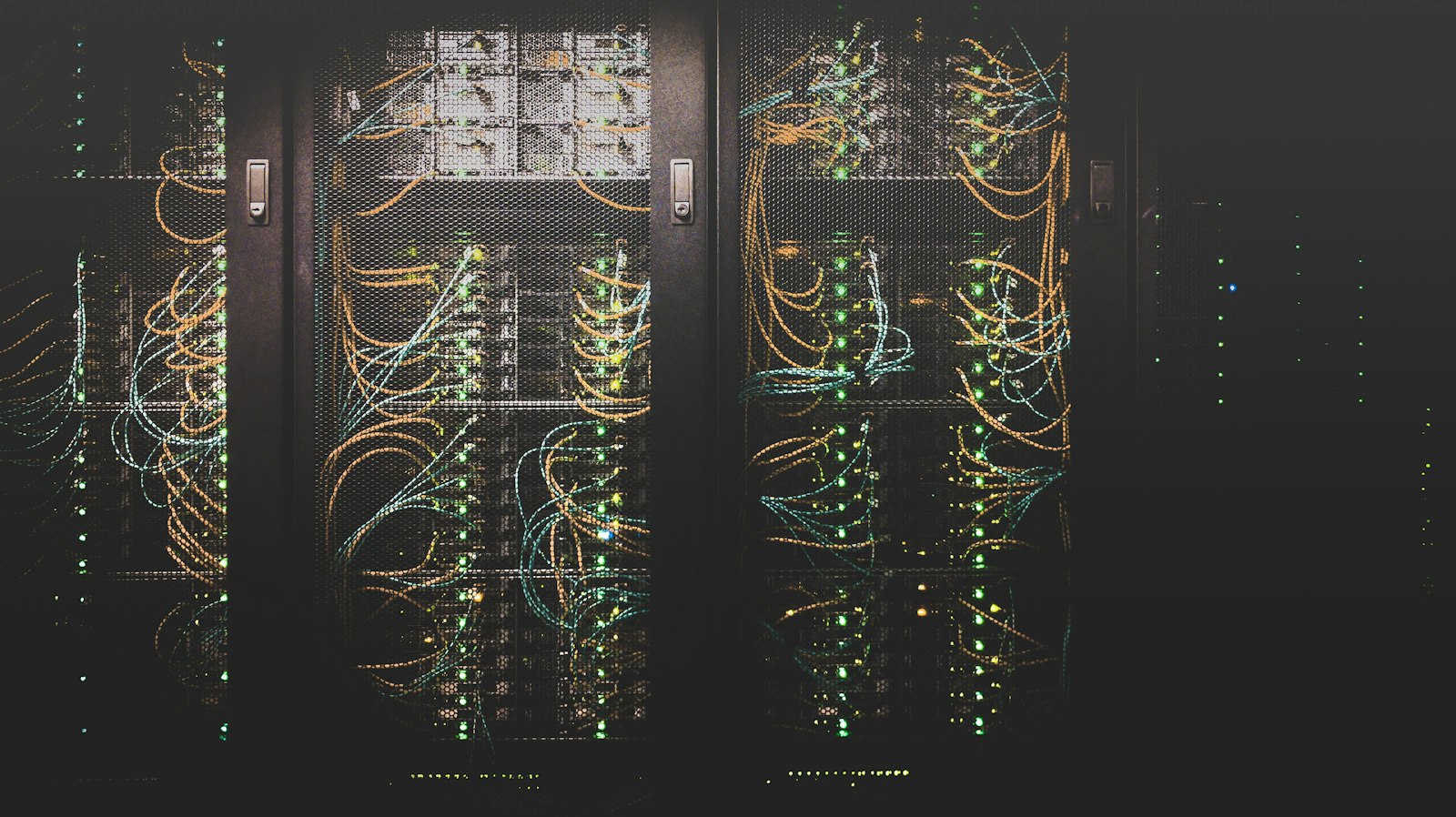 Centro de datos y servidores